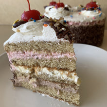 Load image into Gallery viewer, Banana Split Torte - 7&quot;
